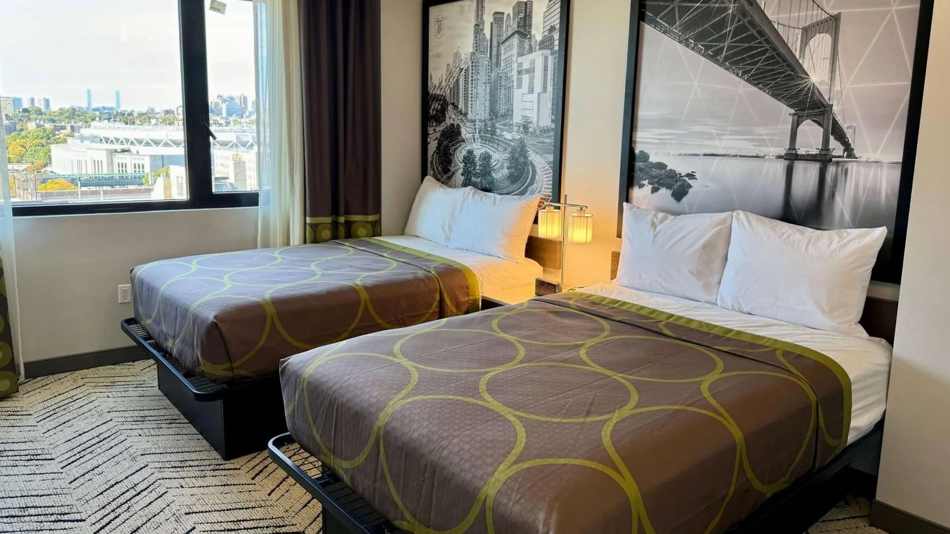Super 8 By Wyndham Bronx Near Stadium New York